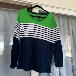 Like green, navy, white stripe top.